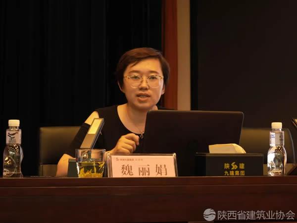 培训会上,魏丽娟就消息与通讯,如何拍好新闻图片等方面,以图文并茂的