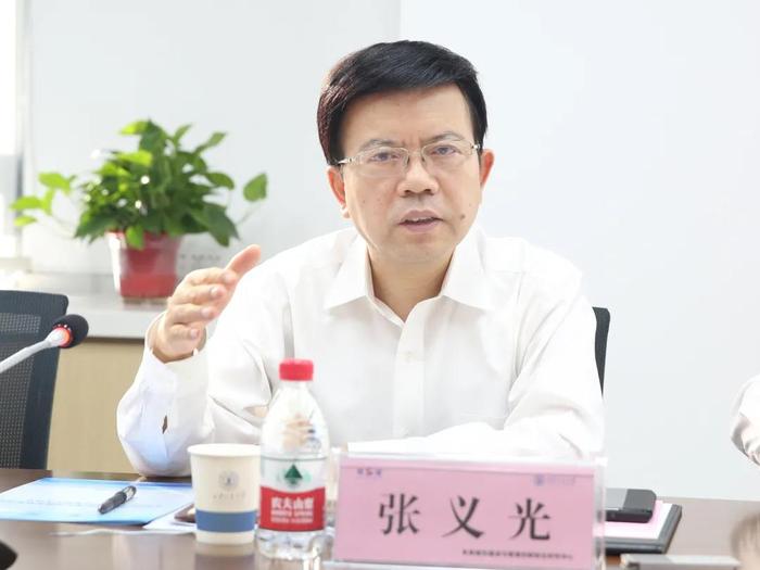 张义光在秦创原陕建与西交大联合研究中心调研时强调 抓住机遇 建好平台 加快科技研发转化 助推企业高质量发展 - 陕西省建筑业协会