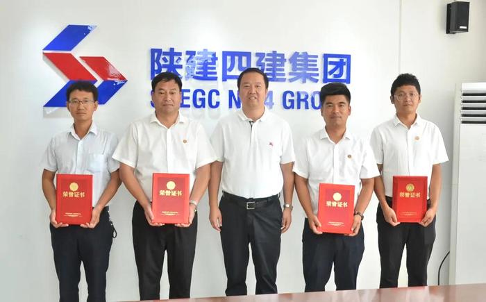 精工细作鲁班精神陕建四建集团承建的陕西师范大学陆港小学获校方点赞