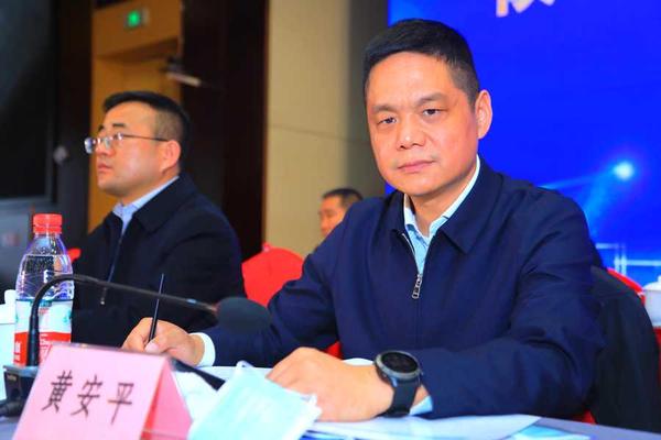 中建三局集团有限企业西北分企业总经理黄安平