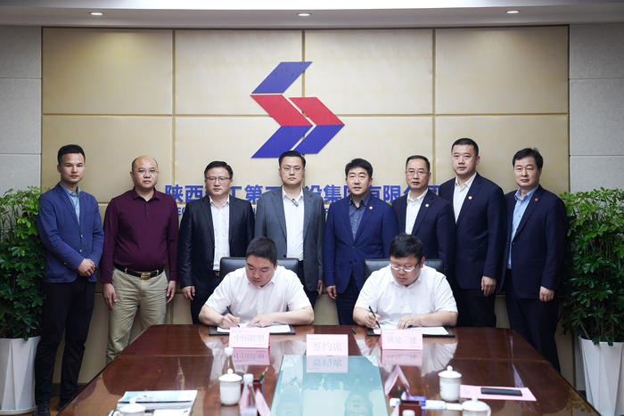 陕建三建集团与中国联塑集团签订战略合作协议