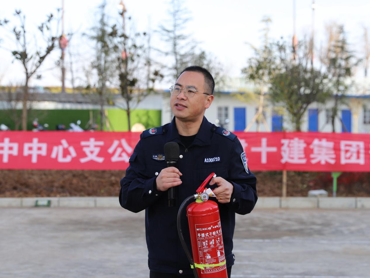 以人为本 安全为先!陕建十建集团汉悦府项目部这场应急演练不容错过 - 陕西省建筑业协会